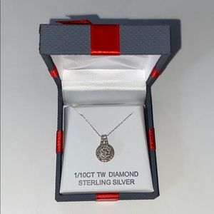 1/10 CT TW Diamond necklace